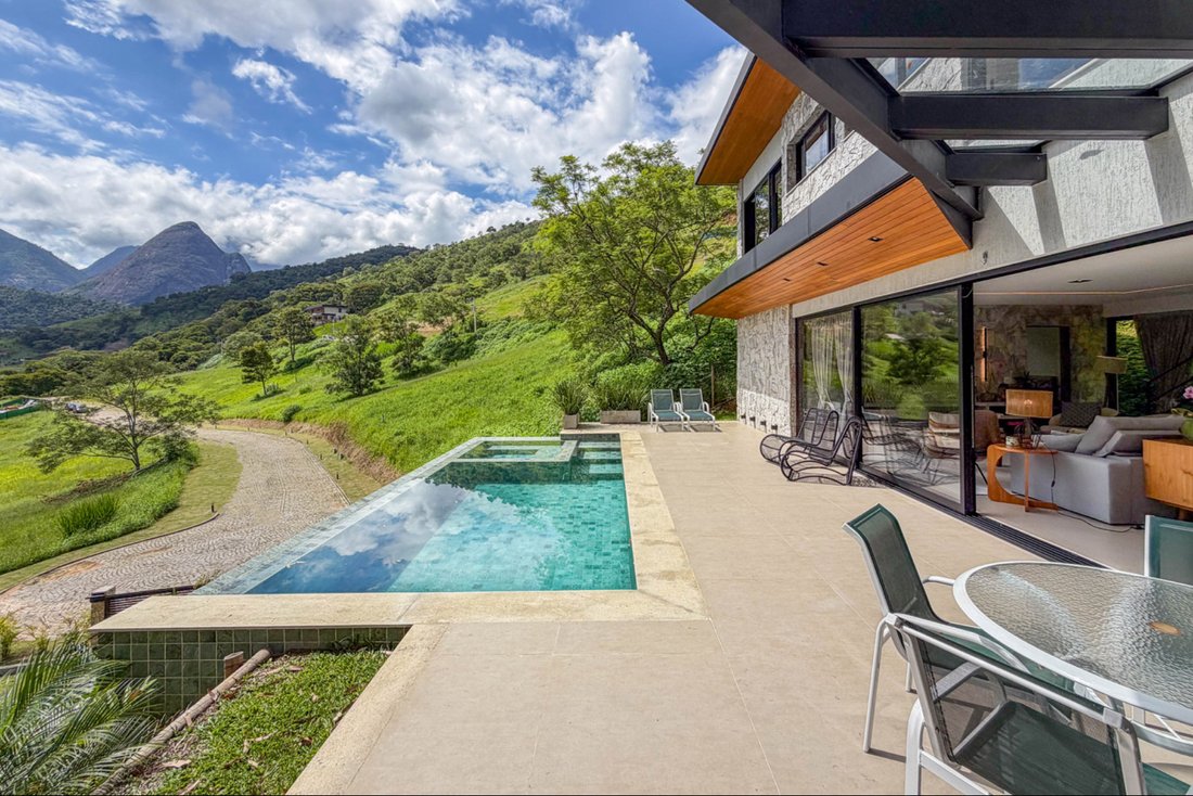 House in Petrópolis, State of Rio de Janeiro, Brazil 2 - 18005559