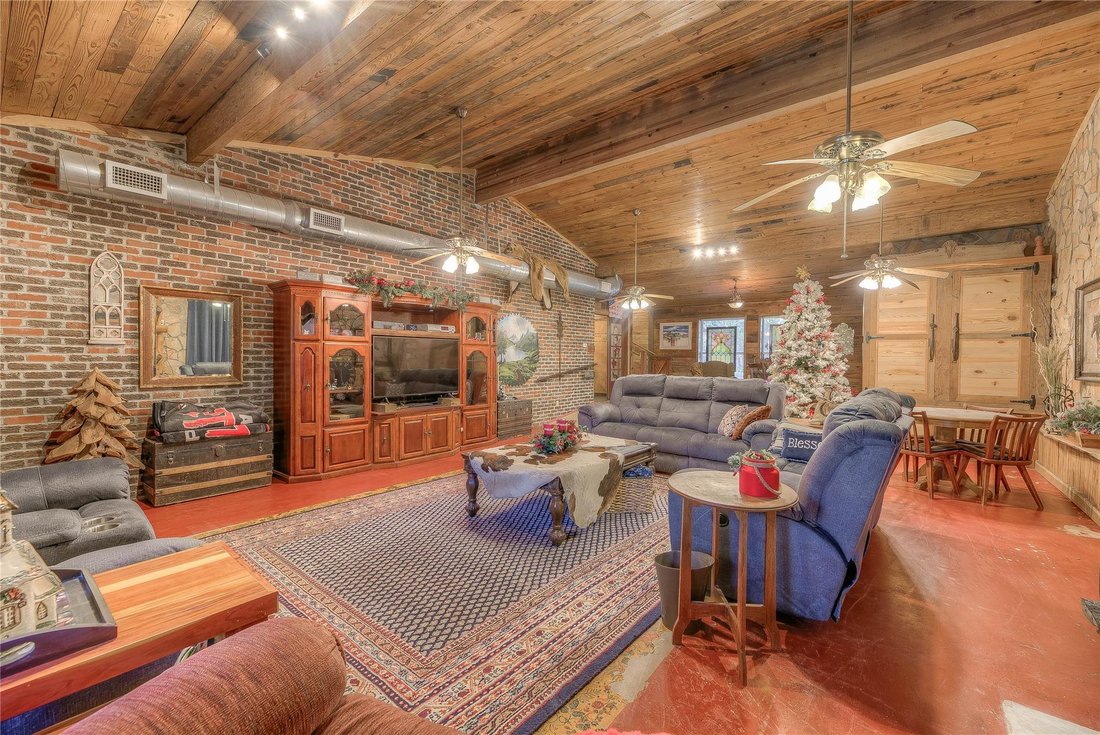 House in Coldspring, Texas, United States 4 - 18009719