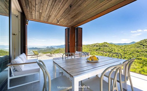 Villa in Jankovići, Cetinje Municipality, Montenegro 1