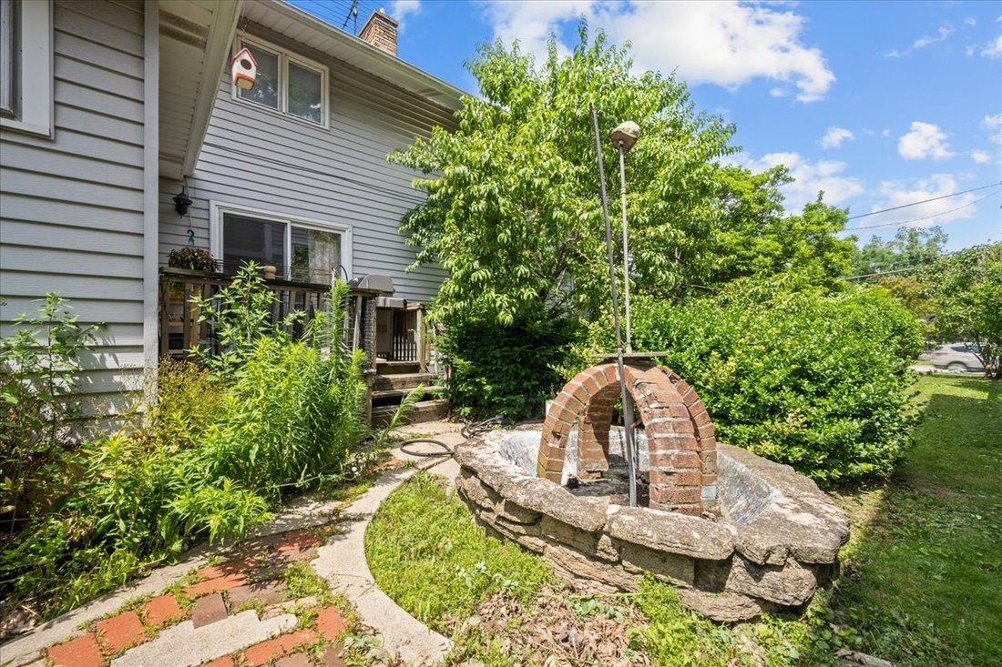 Highland Park, Illinois, United States 5 - 18005348