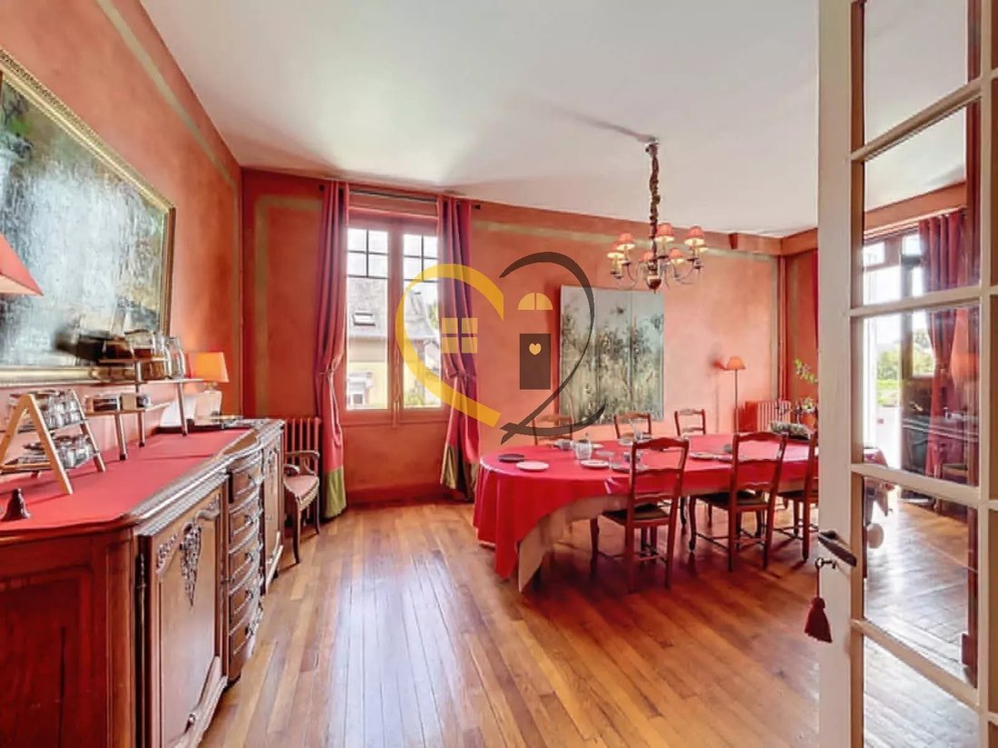 Villa in Aubigny-sur-Nère, Centre-Val de Loire, France 4 - 18010668
