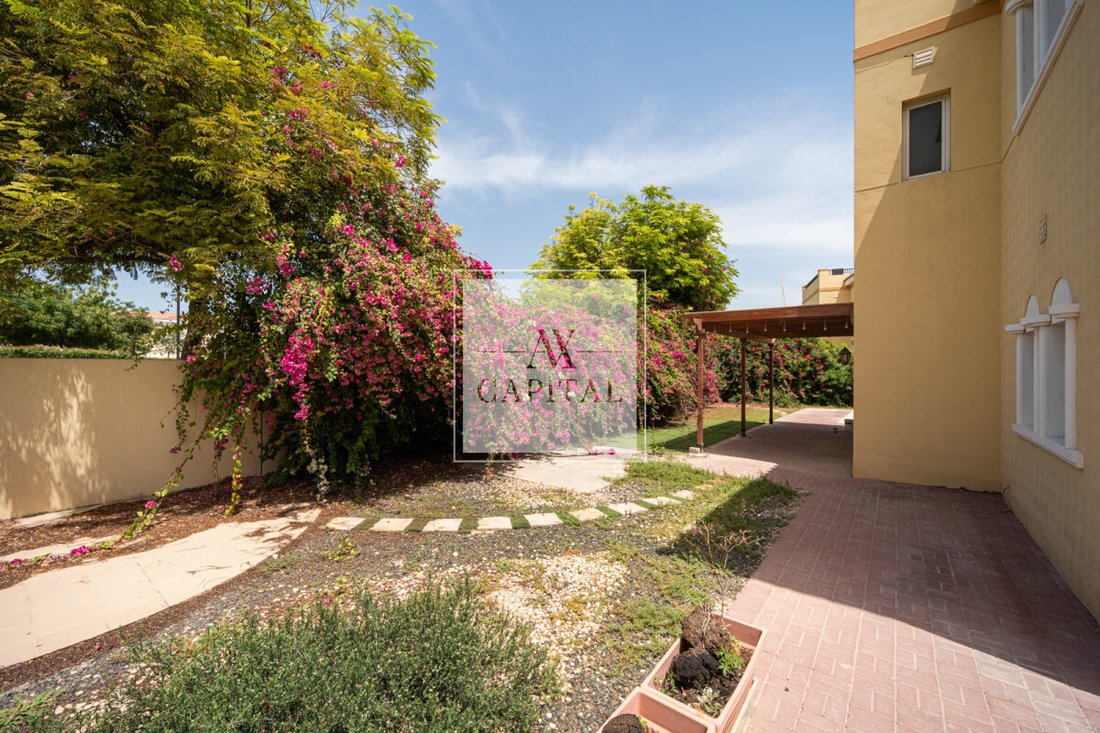 Villa in Al Satwa, Dubai, United Arab Emirates 4 - 18005019