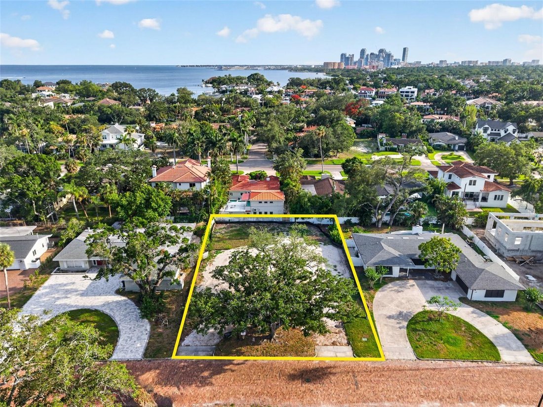 Land in St. Petersburg, Florida, United States 2 - 18007030
