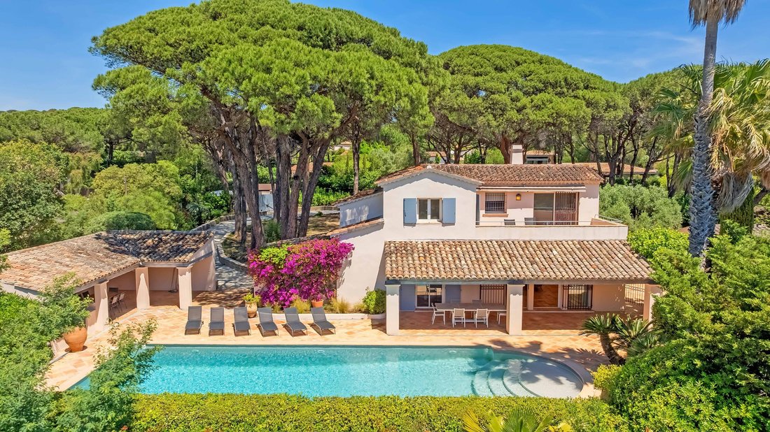 House in Ramatuelle, Provence-Alpes-Côte d'Azur, France 2 - 17117235