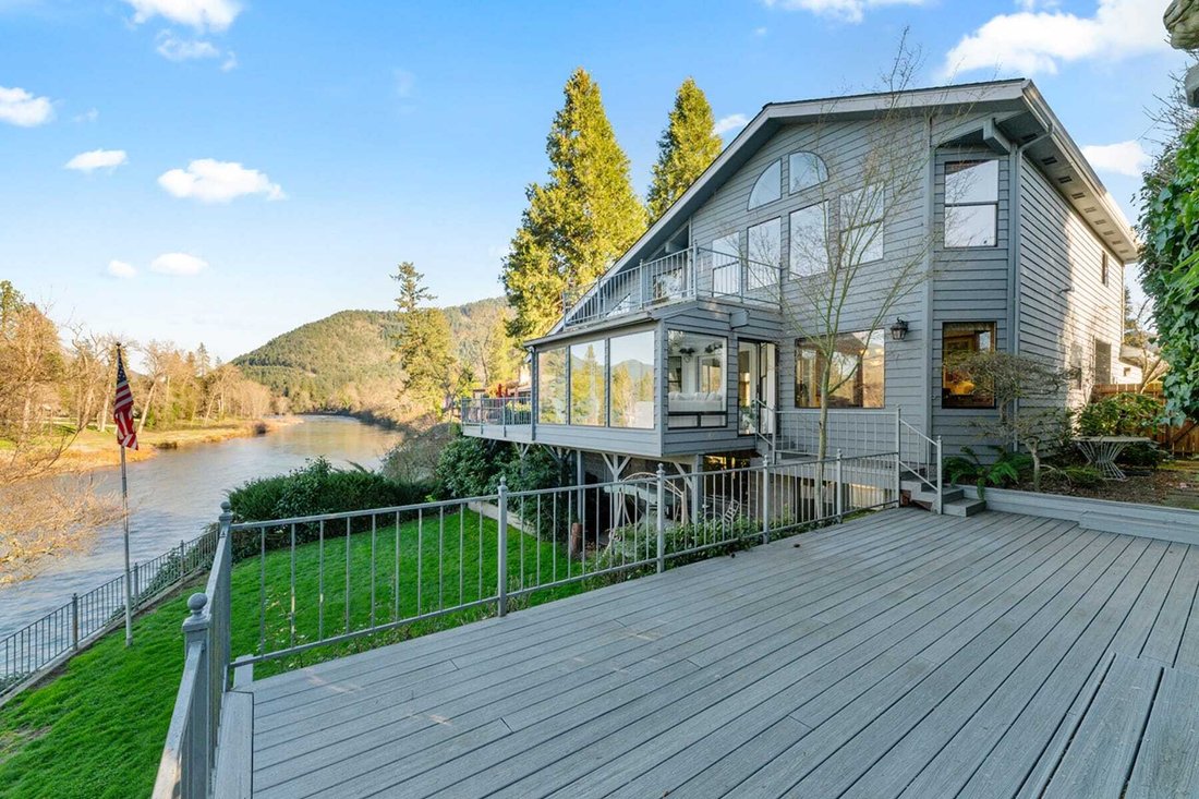 House in Grants Pass, Oregon, United States 2 - 18007379