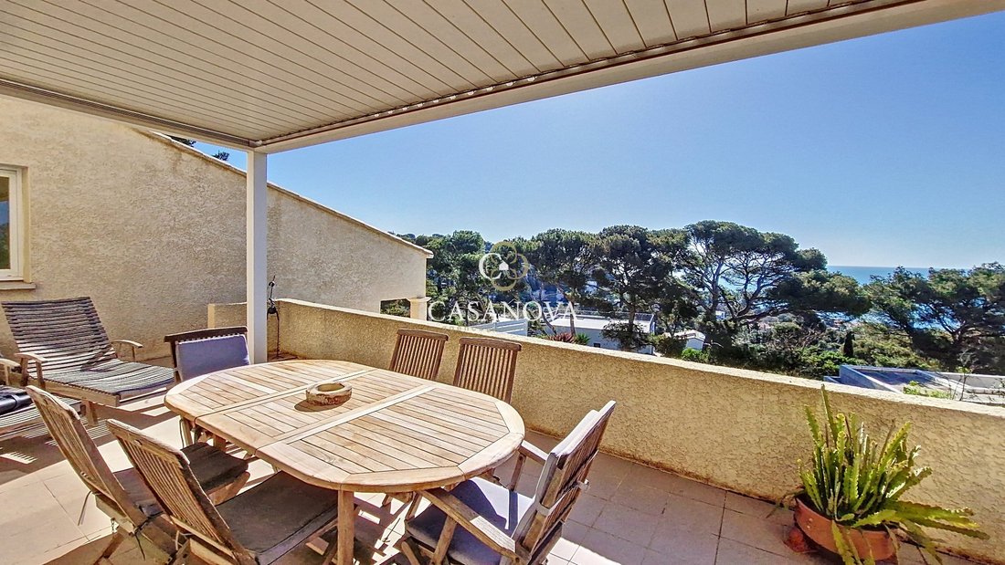 Villa in Mont Saint Clair-Hôtel de Ville, Sète, France 5 - 18010366