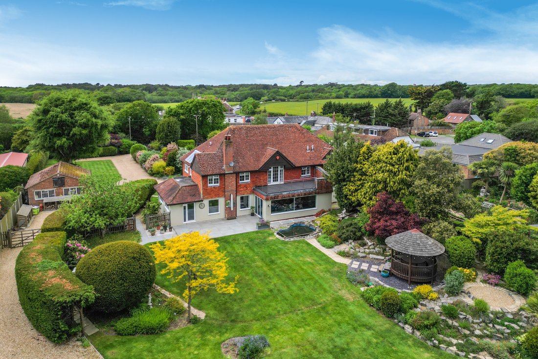 House in Downton, Milford on Sea, England 2 - 18007894