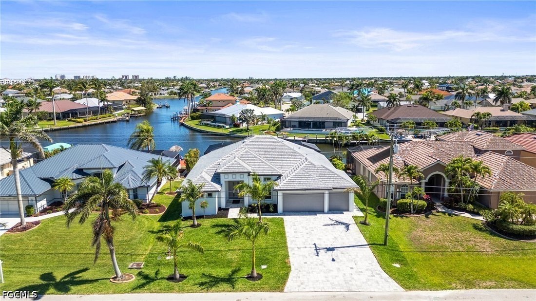 House in Cape Coral, Florida, United States 3 - 18008378