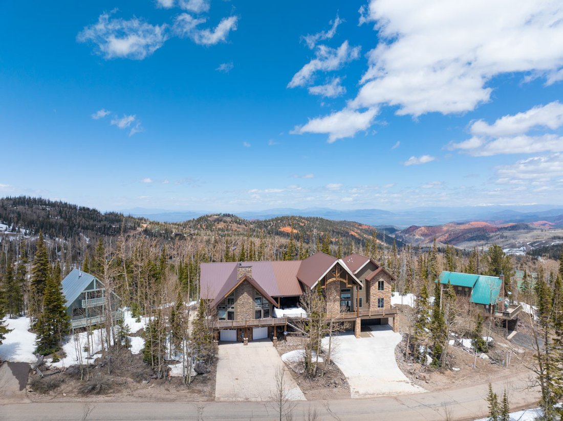 House in Brian Head, Utah, United States 5 - 18007572