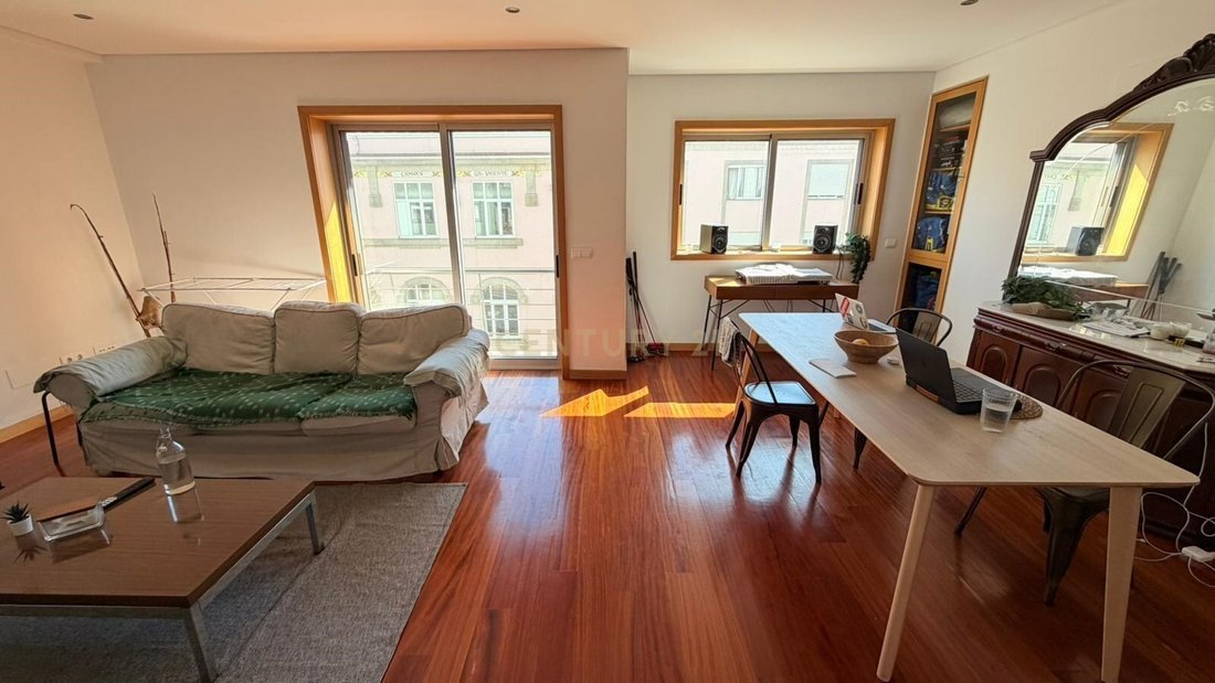 Apartment in Cedofeita, Santo Ildefonso, Se, Miragaia, Sao Nicolau e Vitoria, Porto District, Portugal 3 - 18010163