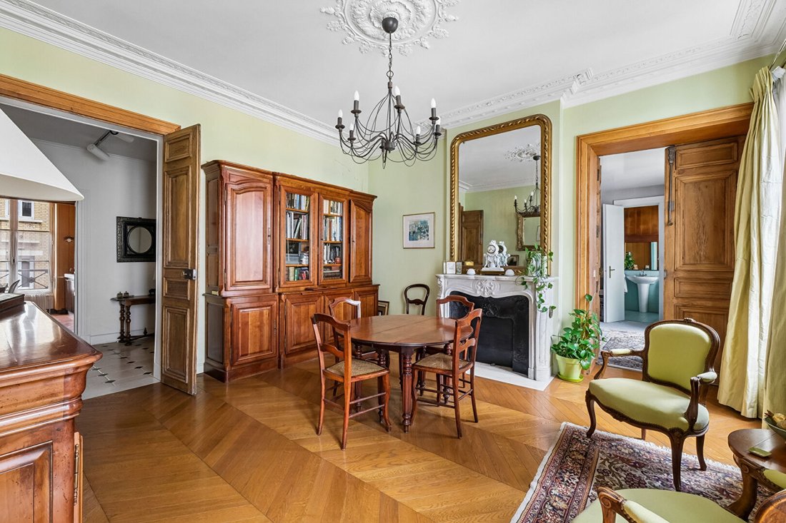 Apartment in Grange Aux Belles-Terrage, Paris 10e Arrondissement, Paris 4 - 18005610