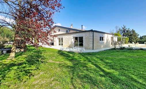 House in Ancien Hôpital, Beziers, France 1