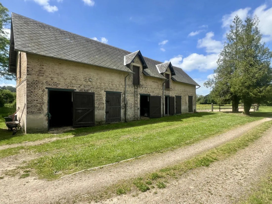 Estate in Est, Lisieux, France 3 - 18005804