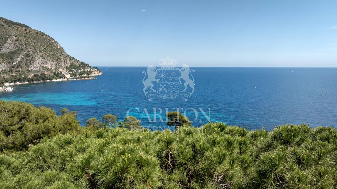 Villa in Èze, Provence-Alpes-Côte d'Azur, France 2 - 16997074