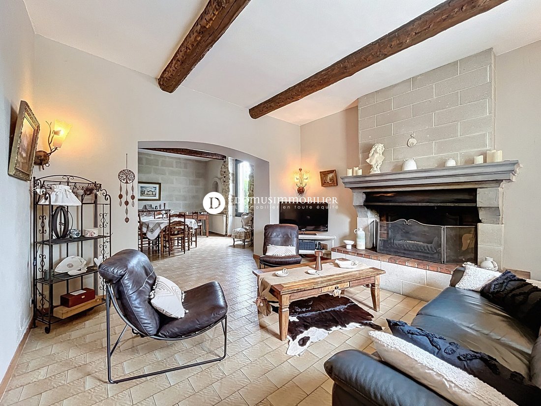 Country House in Althen-des-Paluds, Provence-Alpes-Côte d'Azur, France 3 - 18012269