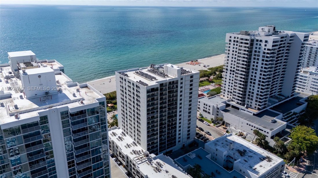 Condo in Miami Beach, Florida, United States 1 - 18008048