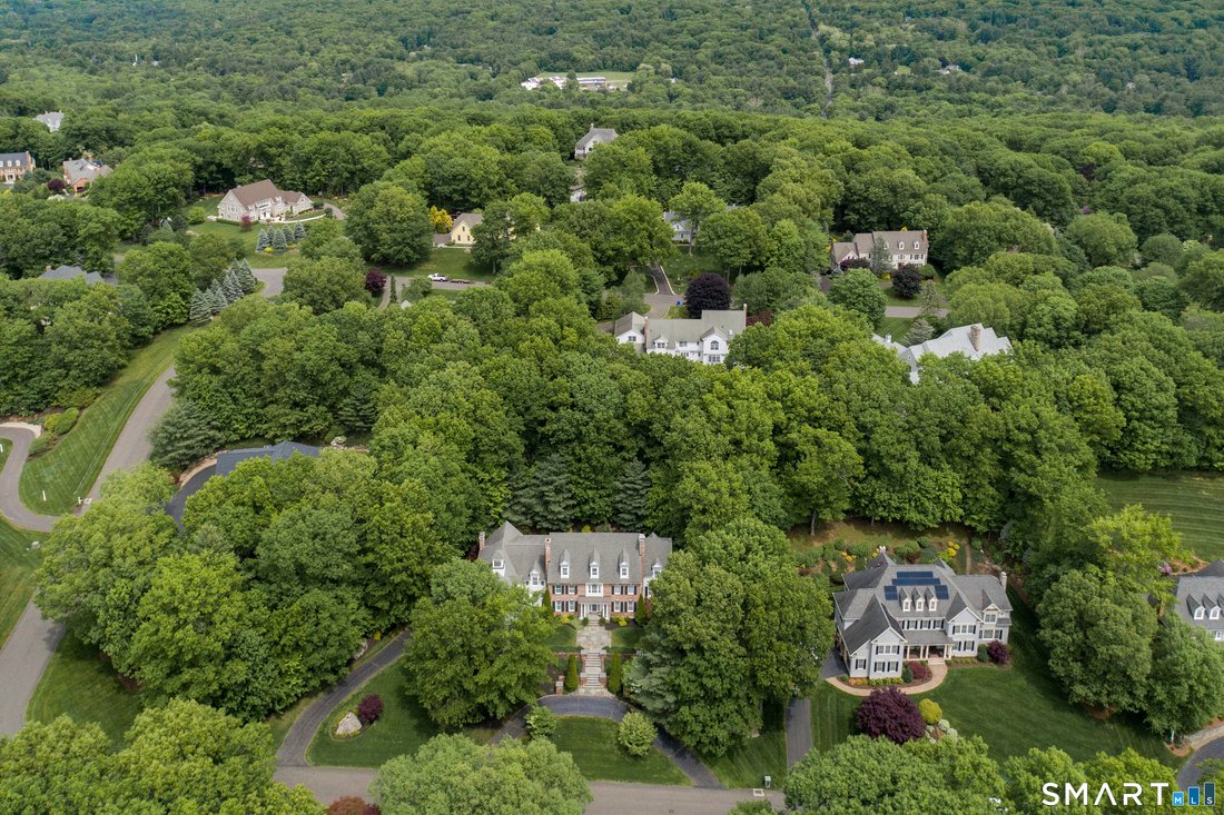 House in Avon, Connecticut, United States 2 - 18009919