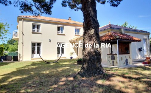 House in Le Clion-Bourg, Pornic, France 1