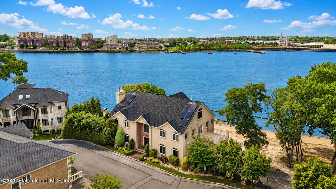 House in New York, New York, United States 3 - 18007561