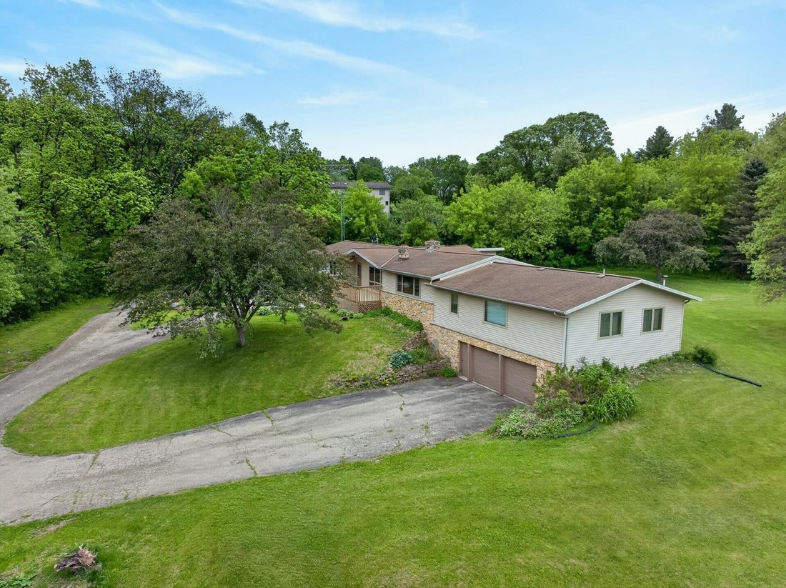 House in Verona, Wisconsin, United States 4 - 18007482