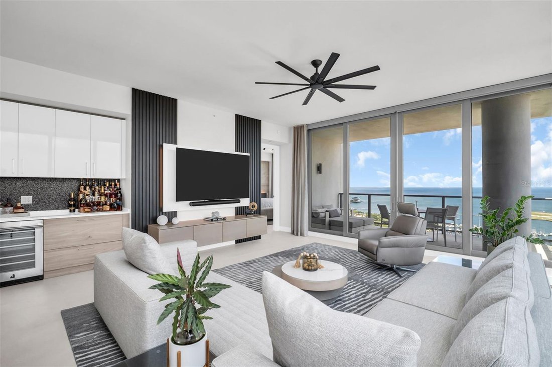 Condo in St. Petersburg, Florida, United States 3 - 18007014