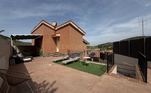 Villa à Villalbilla, Communauté de Madrid, Espagne 1