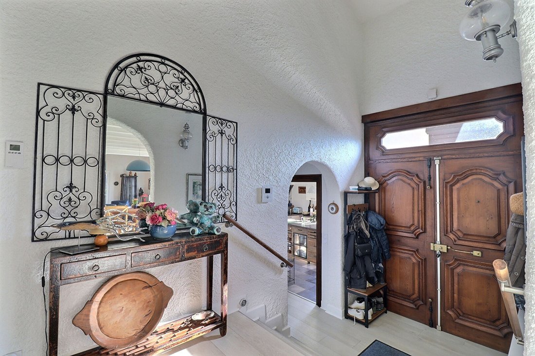 Villa in La Rochette, Valgelon-La Rochette, France 5 - 18006952