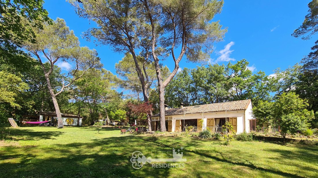 Tenuta a Uzès, Occitania, Francia 1 - 18005780