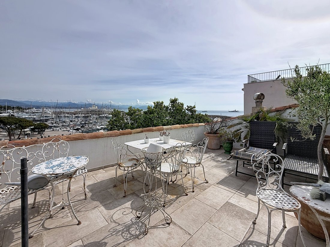 Apartment in Fontmerle, Antibes, France 1 - 18009499
