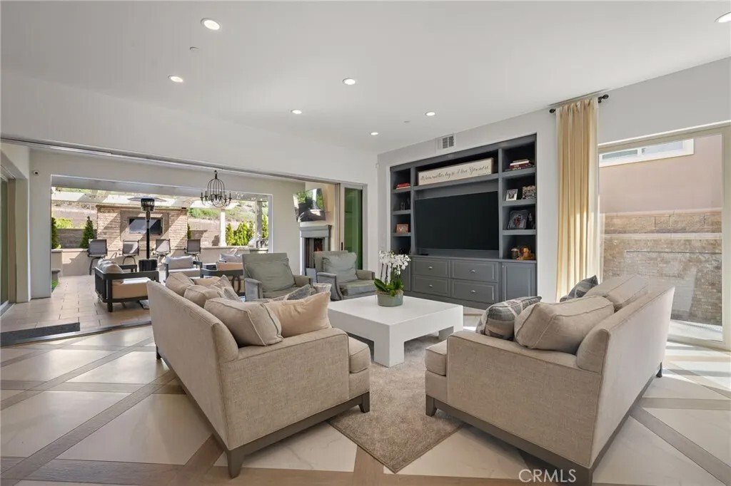 House in Lake Forest, California, United States 4 - 18008515