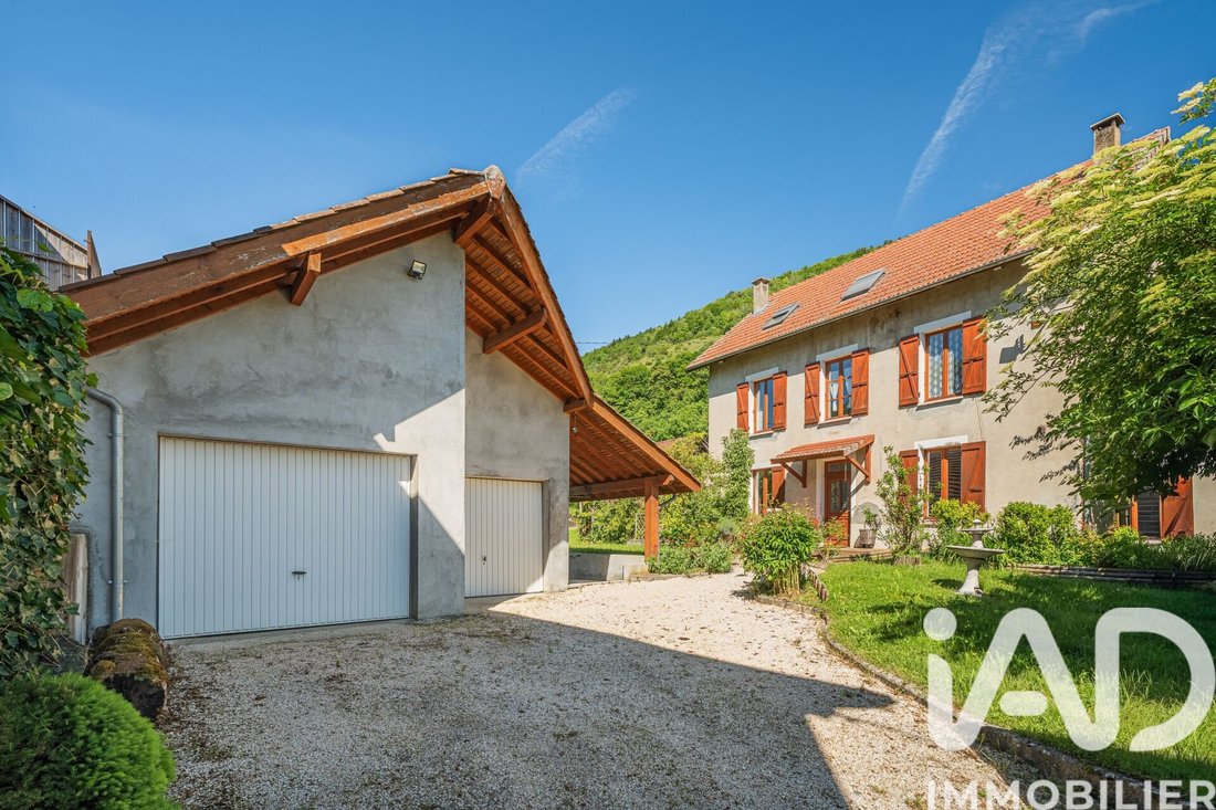 House in Saint-Martin-d'Uriage, Auvergne-Rhône-Alpes, France 1 - 18005767