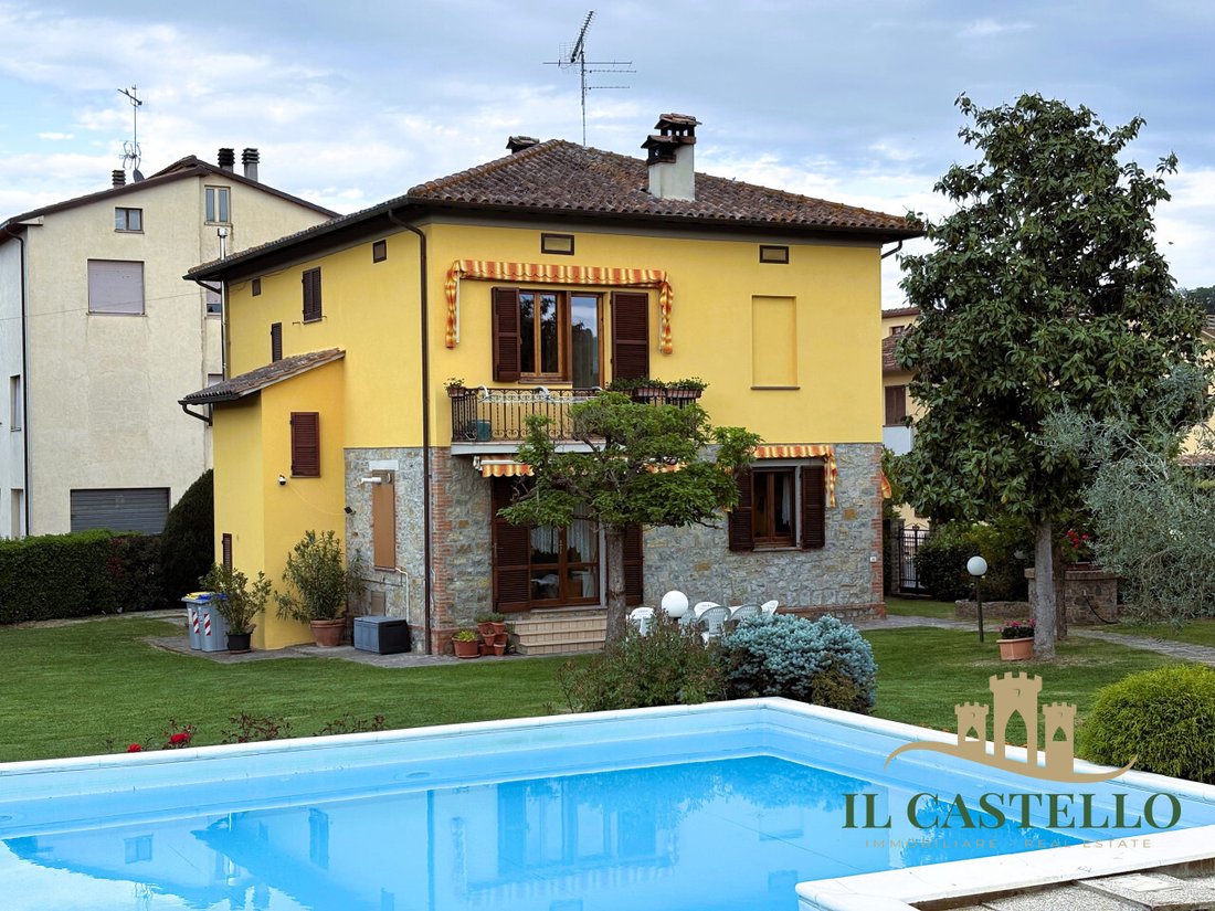 Villa in Città della Pieve, Umbria, Italy 2 - 18011142