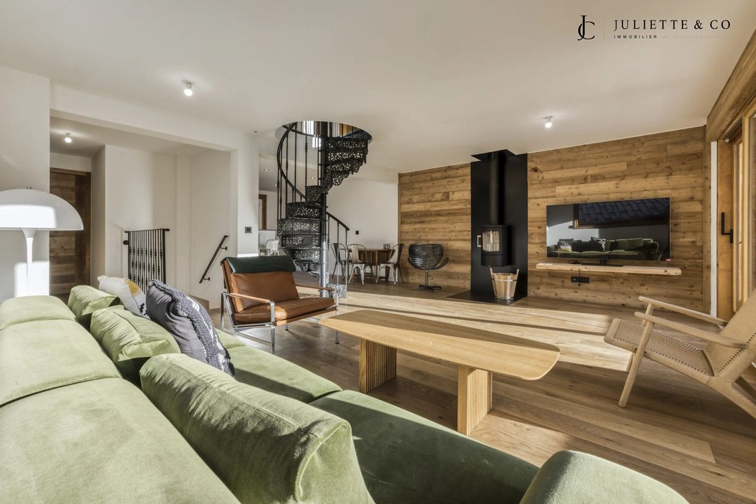 Chalet in Chamonix-Mont-Blanc, Auvergne-Rhône-Alpes, France 3 - 18012283