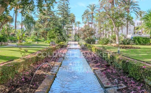 Apartamento en Playa Puerto Banús, Marbella, España 1