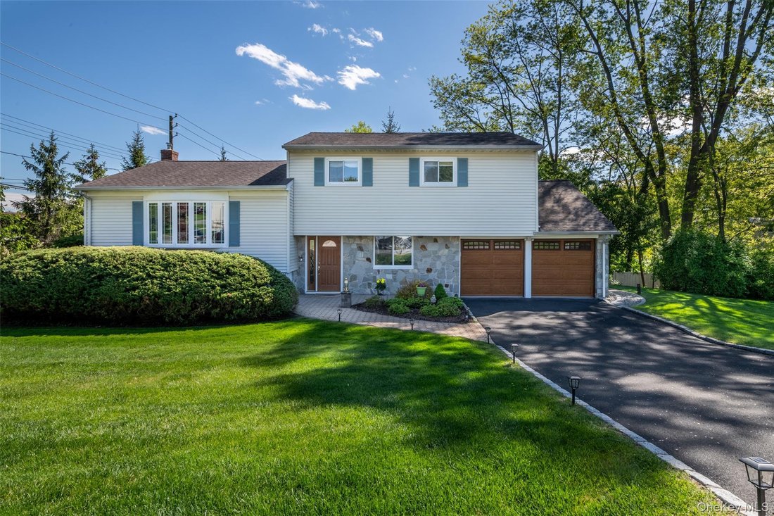 House in New Rochelle, New York, United States 1 - 18005086