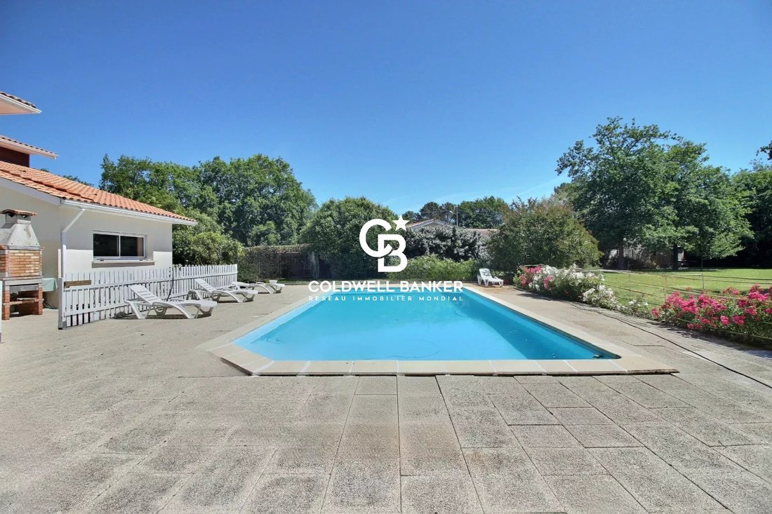 House in Biscarrosse, Nouvelle-Aquitaine, France 2 - 18006391