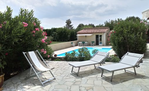 Villa in Uzès, Occitania, France 1