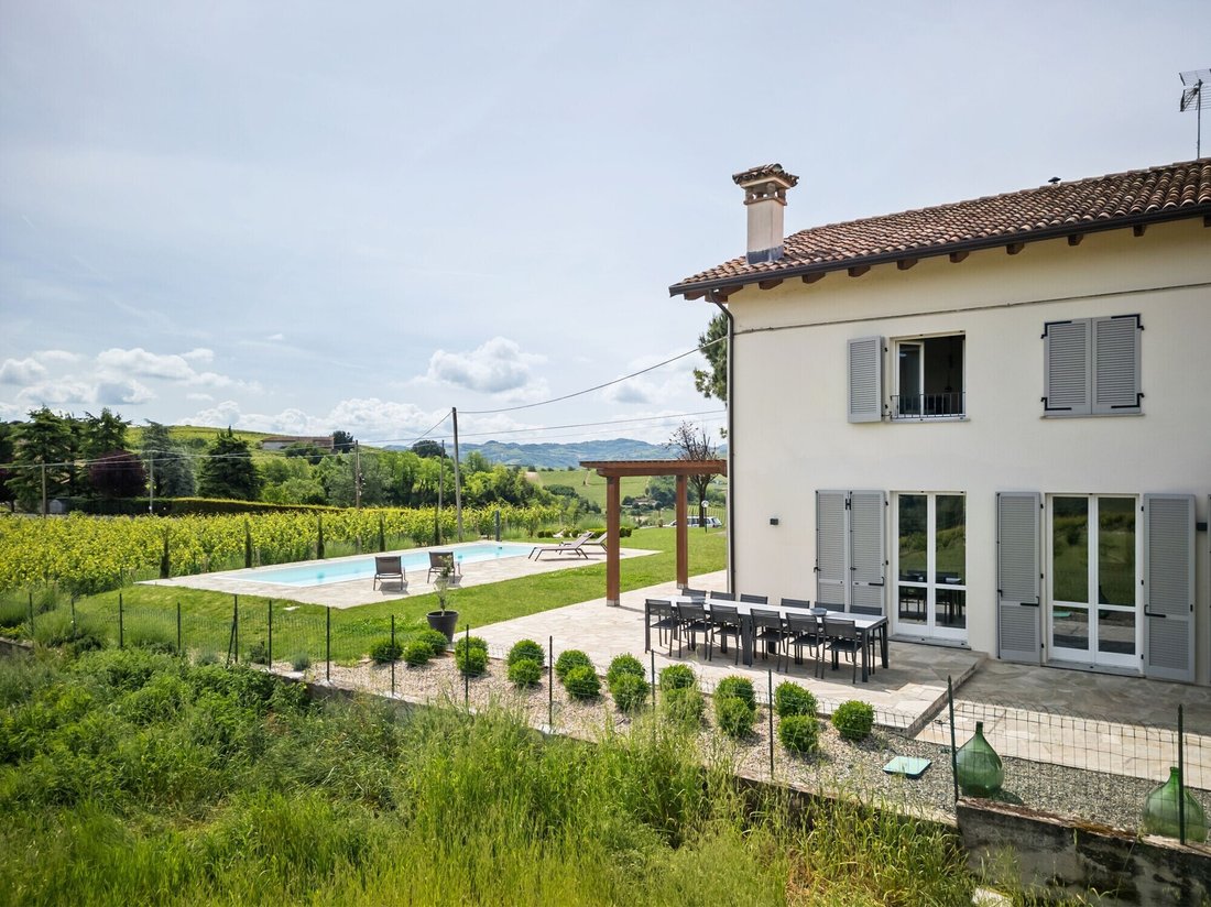 Villa in Nizza Monferrato, Piedmont, Italy 3 - 18005208