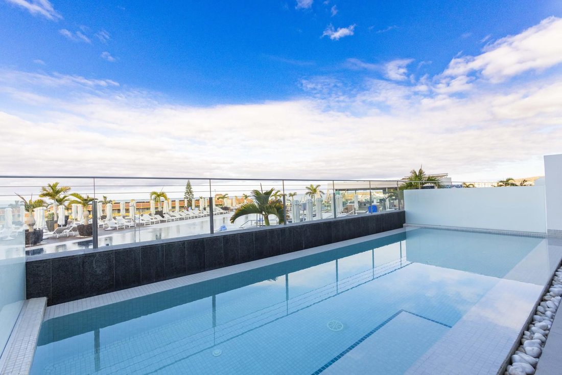 Apartment in La Caleta, Adeje, Canary Islands 2 - 18006015
