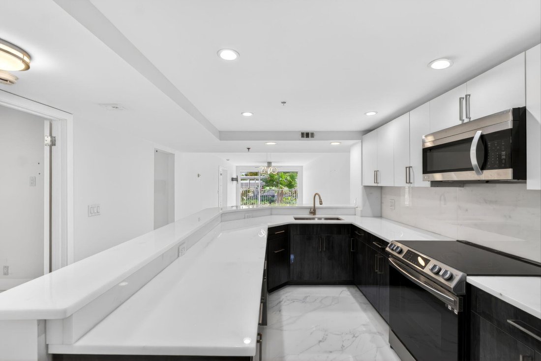 Condo in West Palm Beach, Florida, United States 1 - 18006388