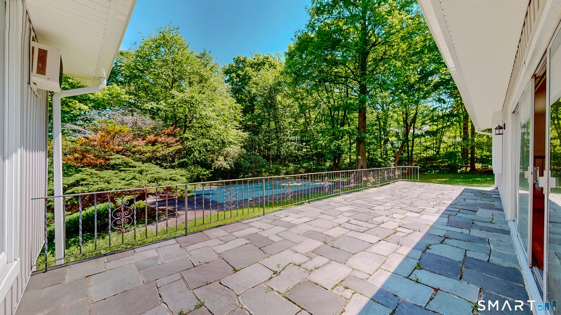 House in Danbury, Connecticut, United States 4 - 18012605
