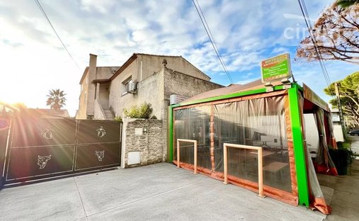 House in Port-Saint-Louis-du-Rhône, Provence-Alpes-Côte d'Azur, France 1