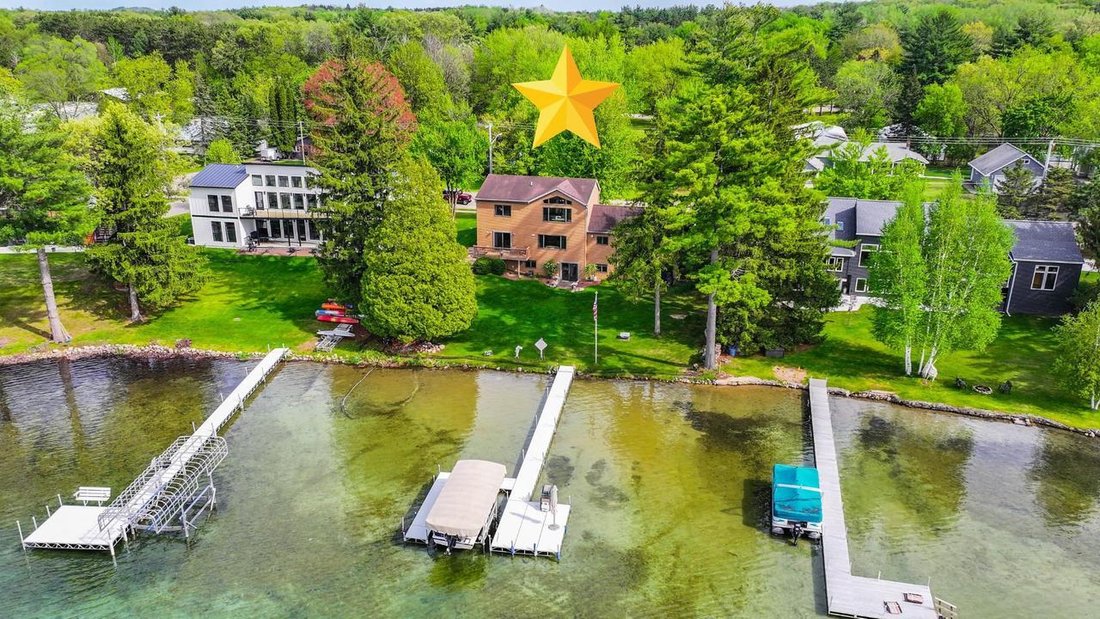 House in Waupaca, Wisconsin, United States 2 - 18007862