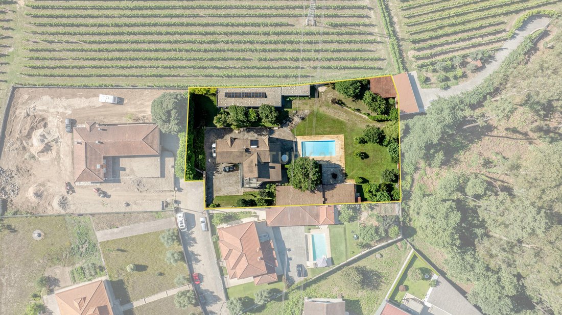 Villa in Refontoura, Porto District, Portugal 2 - 17488372