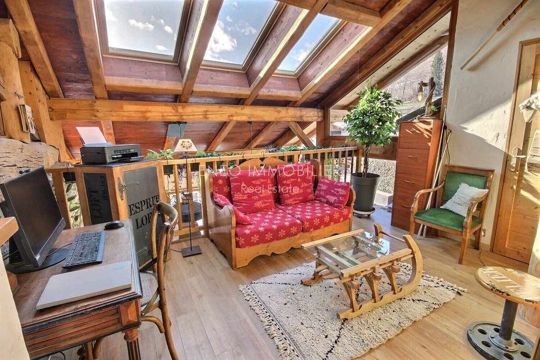 Chalet in Bourg-Saint-Maurice, Auvergne-Rhône-Alpes, France 4 - 18012225