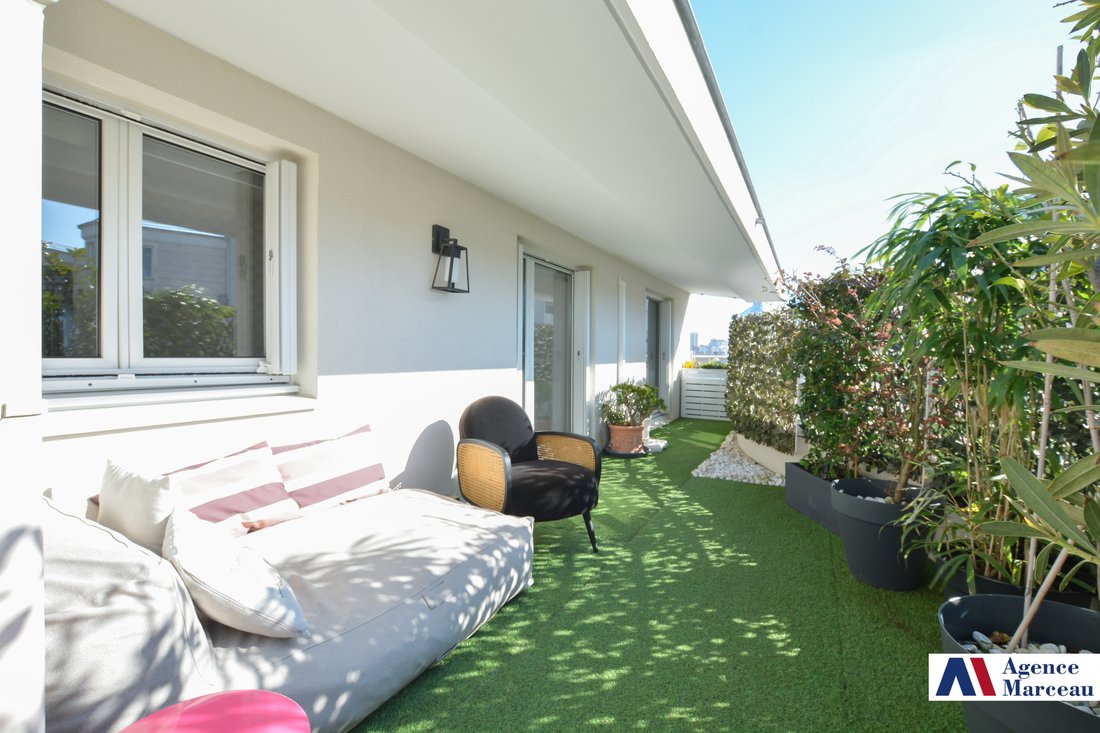 Apartment in Hôtel de Ville, Courbevoie, France 4 - 18005815