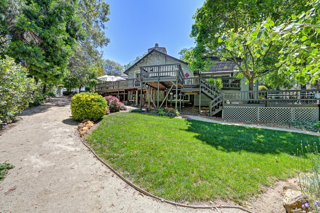 Auburn, California, United States 1 - 18006362