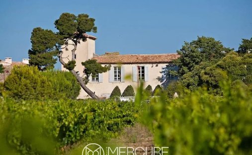 La Varenne, Saint-Maur-des-Fossés, France 1