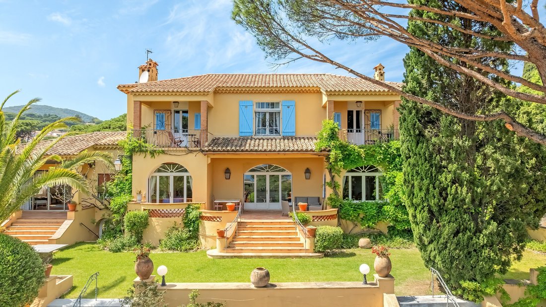 House in Ville-Les Saquedes-Le Bouillonnet, Sainte-Maxime, France 3 - 17091281