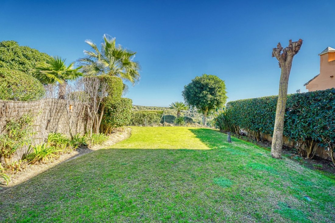 Townhouse in Sotogrande, San Roque, Andalusia 4 - 18007667